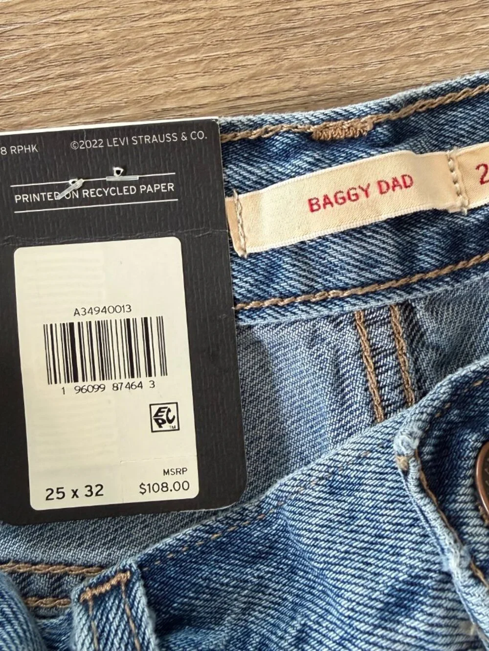 Levi's Women's Baggy Dad Jeans NWT size 25 - Picture 5 of 6